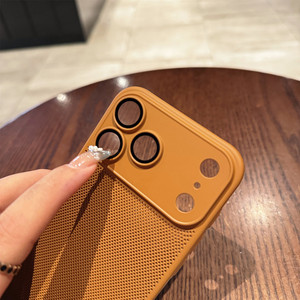 Funda con disipación de calor y acabado de piel, apta para iPhone 17, con protector de lente 16, cubierta protectora rígida anticaída. - Product Image 4