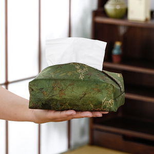 Caja de pañuelos de tela de estilo chino con diseño floral verde para almacenamiento en el hogar y la sala de té - Product Image 1