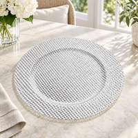 Assiette de présentation ronde en plastique 13 pouces à texture losanges, rose moderne, revêtement poudré, pour décoration de table de fête