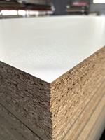 Panneau de contreplaqué en peuplier de haute qualité de 18 mm pour la fabrication de meubles de chambre, de cuisine et de salle de bain