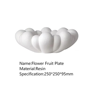 Manufacturers Wholesale European Style Simple Showroom Figure Candlestick Home Soft Decorations - Product Image 2