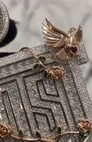Collier Hip Hop en Argent S925 Plaqué Or Bicolore, Pendentif Lettre Personnalisée Sertie de Moissanite avec Médaillon Oiseau Rose et Attache