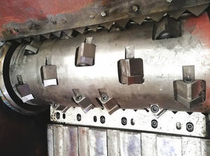 Couteau déchiqueteur à arbre unique pour usage industriel Lame en acier carrée pour écraser les déchets plastiques Fer Bois Caoutchouc et <span class=keywords><strong>Film</strong></span> de pneu - Product Image 6