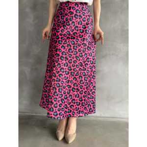 กระโปรงผ้าซาตินลายแม็กซี่สำหรับผู้หญิง เอวปกติ ผ้าโพลีเอสเตอร์ 100% เนื้อผ้ามันเงา - Product Image 4