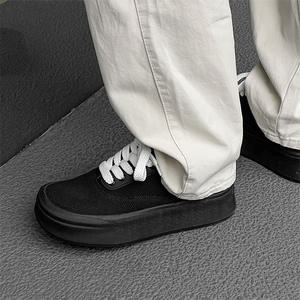 Chaussures pour hommes, respirantes, été 2026, nouveau style, baskets décontractées et sportives pour couple, en toile noire, tendance, polyvalentes, à semelle épaisse - Product Image 4