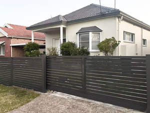 Paneles de valla compuestos WPC para exteriores, solución de privacidad decorativa para piscina y jardín con acabado de marco pintado de estilo australiano - Product Image 2