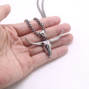 Nouveau Collier Pendentif Tête de Taureau en Acier Inoxydable Couleur Acier, Style Punk Tendance, Pendentif en Acier Titane, Bijoux pour Hommes - Product Image 2