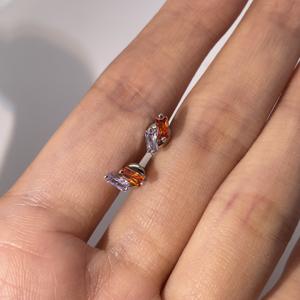 Pendientes de Botón Clásicos y Sencillos para Mujer, de Tianyu Gems, Chapados en Oro, con Circonita Cúbica en Corte Esmeralda, Color Morado y Rojo. - Product Image 1