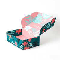 Boîte en carton imprimée de motifs floraux tropicaux avec logo de marque, emballage cosmétique personnalisé pour les solutions d'expédition de produits de beauté et de bain