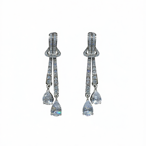 Boucles d'oreilles pendantes de luxe en argent 925 plaqué or blanc avec cristaux, bijoux de soirée pour femme, forme goutte d'eau, sertissage en canal, strass - Product Image 1