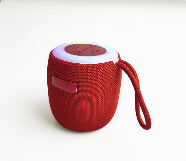Cheap Price Wholesale Factory Direct Smart 3w Speaker with Multiple Functions Speaker with Fantastic Rhythm Lights Mode