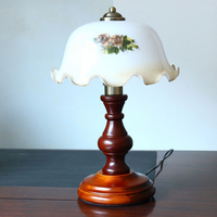 Lampe de bureau LED rétro simple en bois massif de style européen unique, pour chambre, salon, chevet, bureau, jardin américain, style Shanghai ancien, lumière blanc chaud