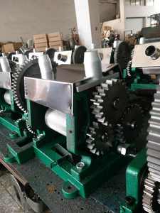 Presse à jus de canne à sucre populaire, nouveau modèle, machine à broyer avec moteur et composants essentiels d'extraction de jus 0,35 kW 220/380 V - Product Image 5