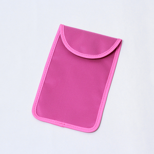 <span class=keywords><strong>Portable</strong></span> Lady Fashion RFID Signal Blocker/Jammer Anti-Radiation Shield Case Bag Pouch pour téléphone <span class=keywords><strong>portable</strong></span> et carte <span class=keywords><strong>de</strong></span> crédit - Product Image 4