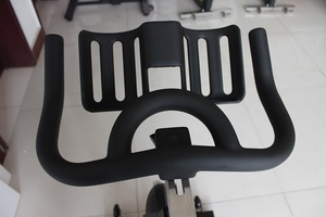 Bicicleta de Spinning Profesional Magnética Silenciosa para Gimnasio - Product Image 6