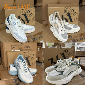 Fournisseur de lots de chaussures à semelles en caoutchouc en provenance de Chine avec possibilité de commande d'échantillons pour la vente en gros de chaussures de sport - Product Image 1