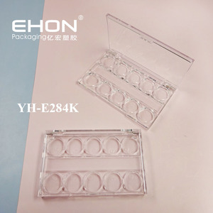 Paleta de sombras de ojos vacía con forma de beso personalizada al por mayor, paquete de sombras de ojos vacío único de 4 colores - Product Image 2