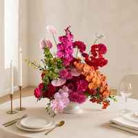 Centre de table floral artificiel de luxe haut de gamme pour la décoration de mariages et d'événements à louer