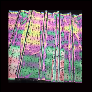 1.4m Largeur Salut Vis Lumière Réfléchissant <span class=keywords><strong>100</strong></span>% Polyester Holographique Irisé Arc-En-Ciel <span class=keywords><strong>Mots</strong></span> Tissu pour Réfléchir Mode Veste Vêtements - Product Image 1