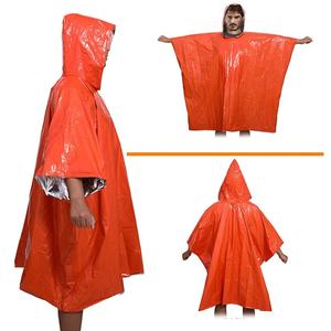 Poncho de pluie de survie Couverture d'espace en Mylar d'urgence Équipement de camping-Gardez la chaleur du corps Poncho de pluie pour les kits de survie Camping - Product Image 5