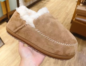 Nouvelles Bottes de Neige Épaisses pour Hommes Modèle 2026 - Confortables, Tige Douce en Fourrure, Respirantes et Chaudes, Bottes Décontractées - Product Image 1