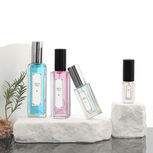 Botella de Perfume Recargable Portátil de 10 ml con <span class=keywords><strong>Atomizador</strong></span> para Viajes y Uso Diario - Product Image 5