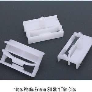 Clip para coche Smooth Sailing R12 de 31.8x18.8mm para fijación de la moldura inferior del guardabarros de BMW - Product Image 2
