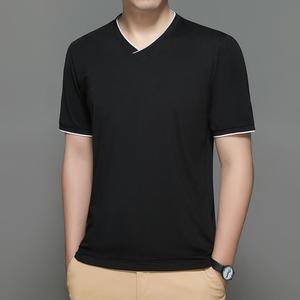 เสื้อยืดคอกว้าง แขนสั้น สีพื้น ผ้าโพลีเอสเตอร์ แห้งเร็ว ทรงลำลอง ความยาวปกติ ผ้าถัก สำหรับผู้ชาย - Product Image 1