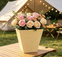 Boîte cadeau en carton recyclé en forme de trapèze pour mariage et Saint-Valentin avec finition mate