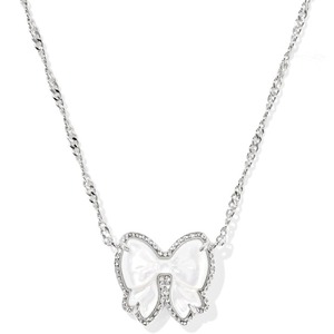 <span class=keywords><strong>Collana</strong></span> <span class=keywords><strong>con</strong></span> ciondolo a <span class=keywords><strong>fiocco</strong></span> in madreperla <span class=keywords><strong>con</strong></span> catena in bambù, regalo <span class=keywords><strong>di</strong></span> lusso perfetto per San Valentino o compleanno per le donne - Product Image 4