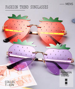 Rahmenlose Erdbeer-Sonnenbrille Lustige Persönlichkeit rahmenlose Party-Sonnenbrille Damen-Trend <span class=keywords><strong>PROM</strong></span>-Brille - Product Image 3