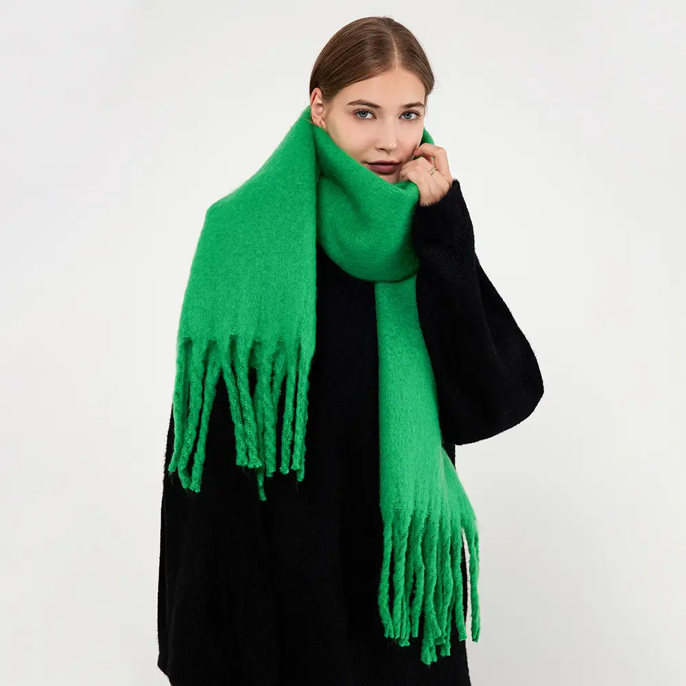 2024秋と冬の女性のためのスカーフのような無地の粗いひげを生やしたモヘアカシミア厚く暖かいショールスカーフ