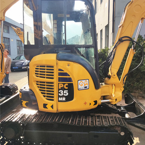 รถขุดขนาดเล็ก Komatsu PC35 มือสอง น้ำหนัก 1.7 ตัน ใช้งานน้อย เหมาะสำหรับงานฟาร์ม - Product Image 3