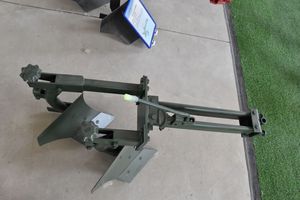 Piezas <span class=keywords><strong>de</strong></span> maquinaria agrícola <span class=keywords><strong>de</strong></span> <span class=keywords><strong>arado</strong></span> doble <span class=keywords><strong>de</strong></span> tracción directa para caminar <span class=keywords><strong>de</strong></span> mano <span class=keywords><strong>de</strong></span> 25kg para zanjas y tiradas eficientes - Product Image 6