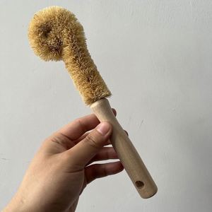 Custom LOGO Short Wooden Handle Coconut Fiber <b>Bottle</b> <b>Brush</b> Kitchen Cleaning Cup <b>Brush</b> - Product Image 1