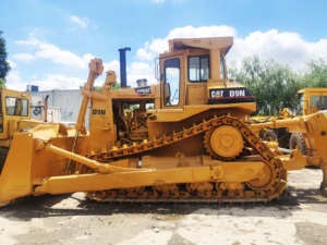 Bulldozer sur chenilles d'occasion D5K, origine Japon, capacité de bulldozing 5000 kg 3m³, moment de charge élevé - Product Image 4