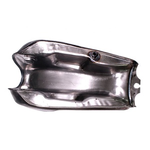 Serbatoio Carburante Moto 8L (2.1 Galloni) in Metallo Grezzo per Cafe Racer e Scrambler CFMOTO Mandrill - Product Image 5
