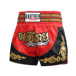Pantalones cortos personalizados Muay Thai de tela negra al por mayor pantalones cortos de boxeo Muay Thai - Product Image 1