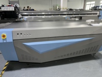Printer UV Flatbed Baru 2513 dengan Kepala Epson I3200 Konica 9888H Berkualitas Tinggi dan Kecepatan Cepat, Kepala Ricoh Gen6, dan Kamera CCD Hoson