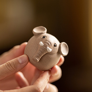 Figura decorativa de elefante morado con tapa para juego de té Kung Fu. - Product Image 3