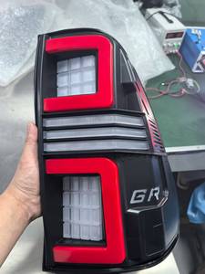 Lámpara de coche de nuevo diseño Factory GR, lámpara trasera Led completa con señal de Truning secuencial para Toyota Hilux 2020-2024 - Product Image 4