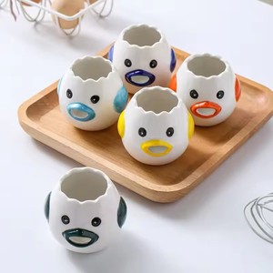 B-70 Nuevo y Encantador Utensilio de Cocina, Herramienta para Huevos, Filtro de Huevos de Cerámica Creativo con Diseño de Dibujos Animados, Separador de Claras y Yemas - Product Image 1