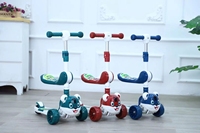 Trottinettes électriques pliables à trois roues pour enfants, avec roues LED, très demandées