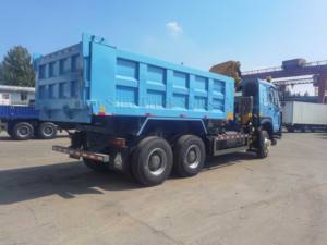 Camion à benne basculante résistant de la roue 25ton 30ton de Sinotruk Howo 10 des bons prix avec la grue se pliante de boom de 16ton - Product Image 4