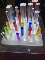 Tube en PMMA transparent multicolore sur mesure OEM, barre en plexiglas à haute transmission lumineuse pour la décoration et la construction