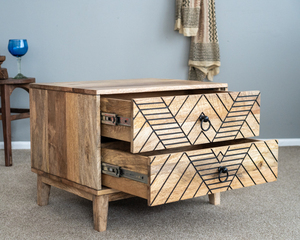 Table d'appoint en bois sur mesure, table d'appoint en bois massif faite à la main, table de chevet moderne minimaliste pour usage résidentiel et commercial - Product Image 5