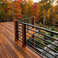 Rampe de balcon extérieure en alliage d'aluminium de luxe, à lattes horizontales, pour appartement, escalier et villa
