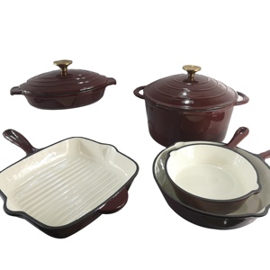 Batterie de cuisine en <span class=keywords><strong>fonte</strong></span> avec finition émaillée <span class=keywords><strong>rouge</strong></span> comprenant une casserole et une poêle à frire Ustensiles de cuisine en métal durable - Product Image 1