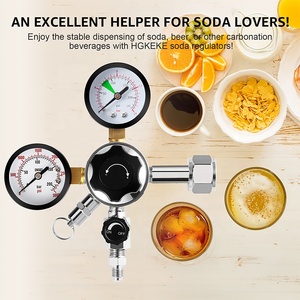 Regulador de <span class=keywords><strong>CO2</strong></span> de Doble Barril CGA320 con Presión de Salida de 0-230 PSI para <span class=keywords><strong>Kegerator</strong></span> con Conexiones Rápidas de Desconexión de 7/16-20 UNF para Cerveza y Refrescos - Product Image 6