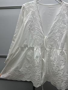 Women's Vintage French Style Solid 2-Piece <b>Set</b> White V-Neck Embroidered Hollow Top Shorts Breathable Loose Slim-Fit Luxury - Product Image 3